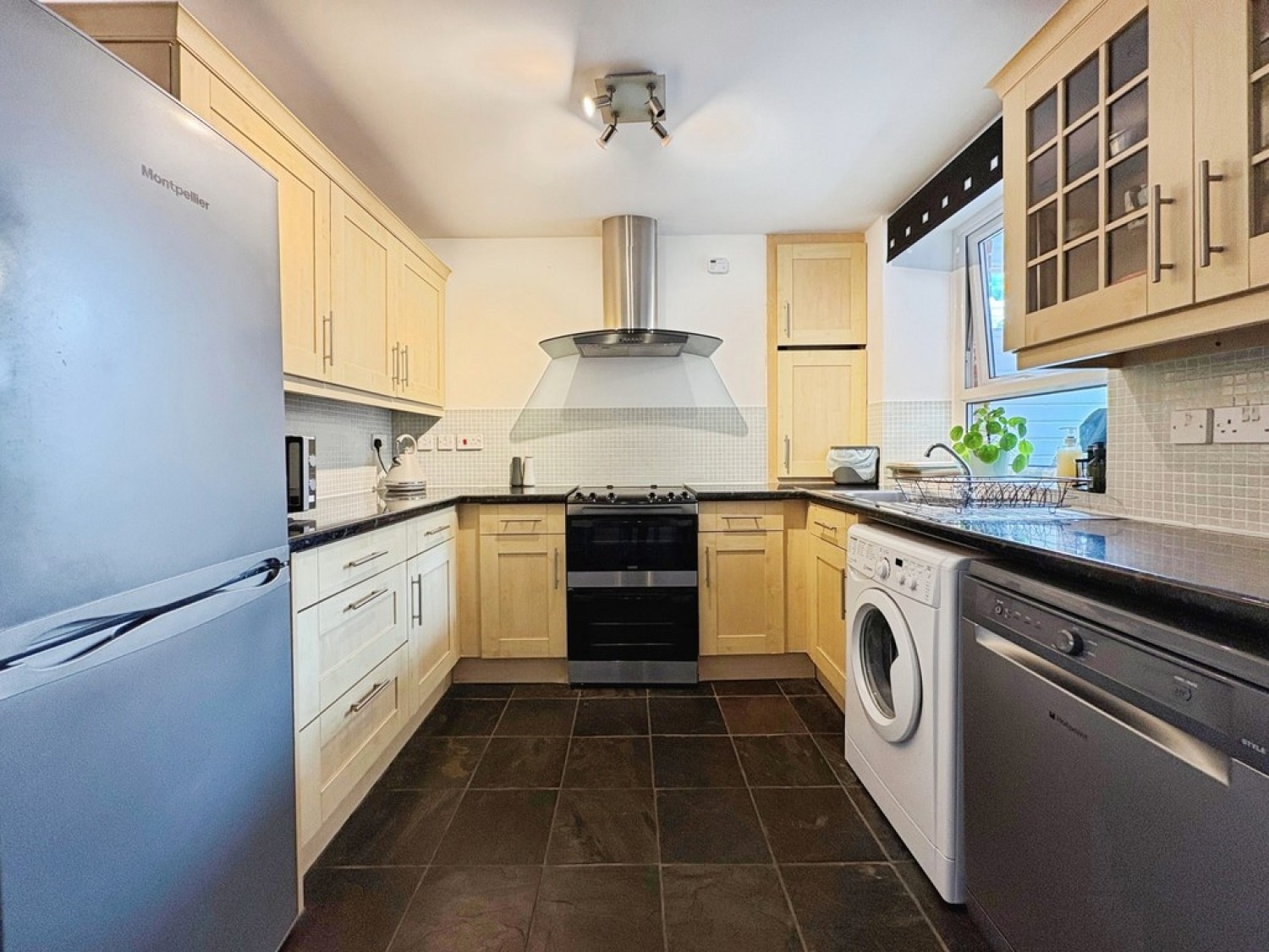2 bedroom House for Sale Water Lane, Somerton