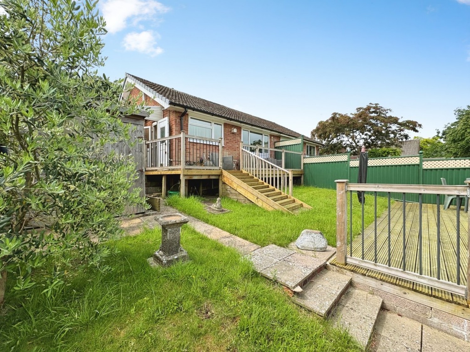 2 bedroom Bungalow for Sale Beechwood, Yeovil