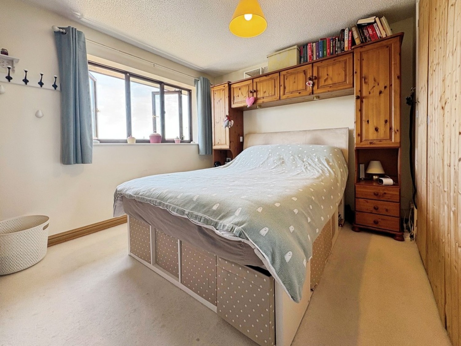 3 bedroom House for Sale Meadow View, Stoford, Yeovil