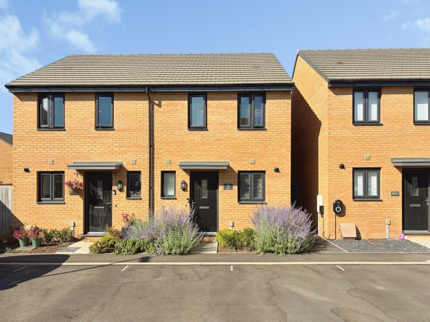 2 bedroom House for Sale Reader Mews