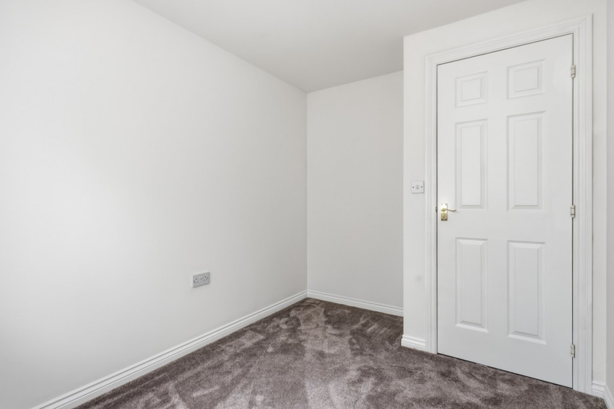 Rose Street, Tullibody, FK10