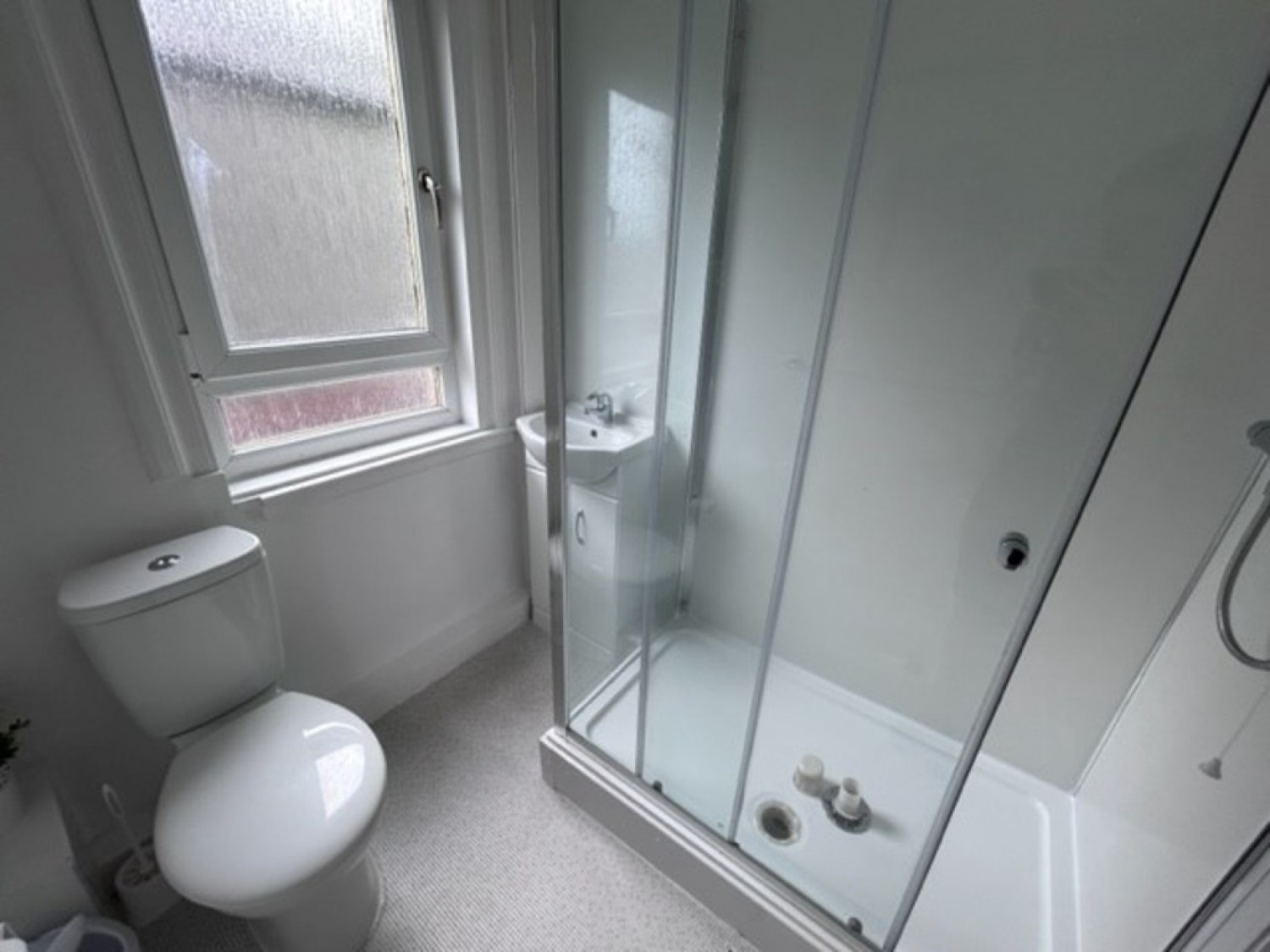 4 bedroom House for Letting Queenshaugh Drive, Riverside