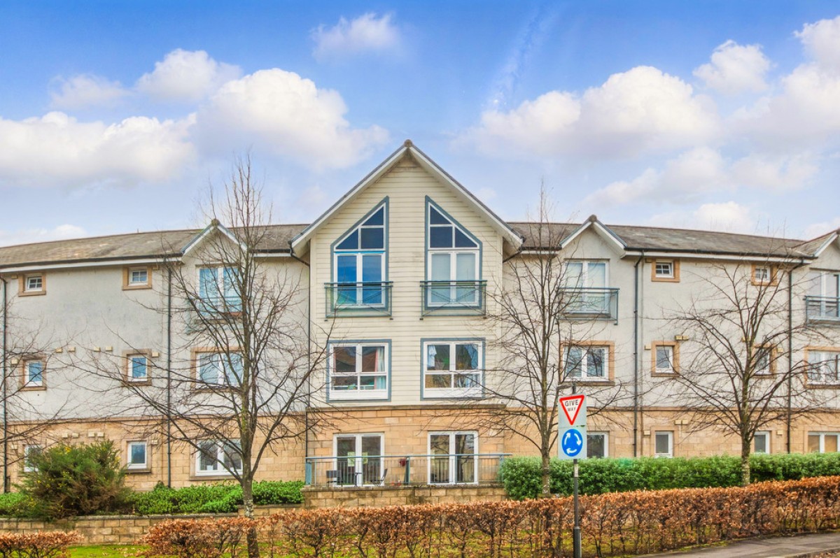 Chandlers Court, Forthview
