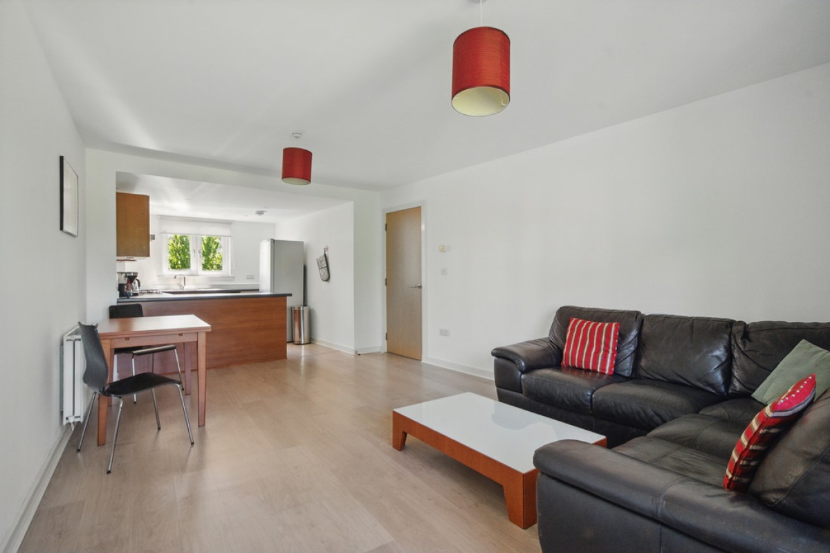Chandlers Court, Forthview