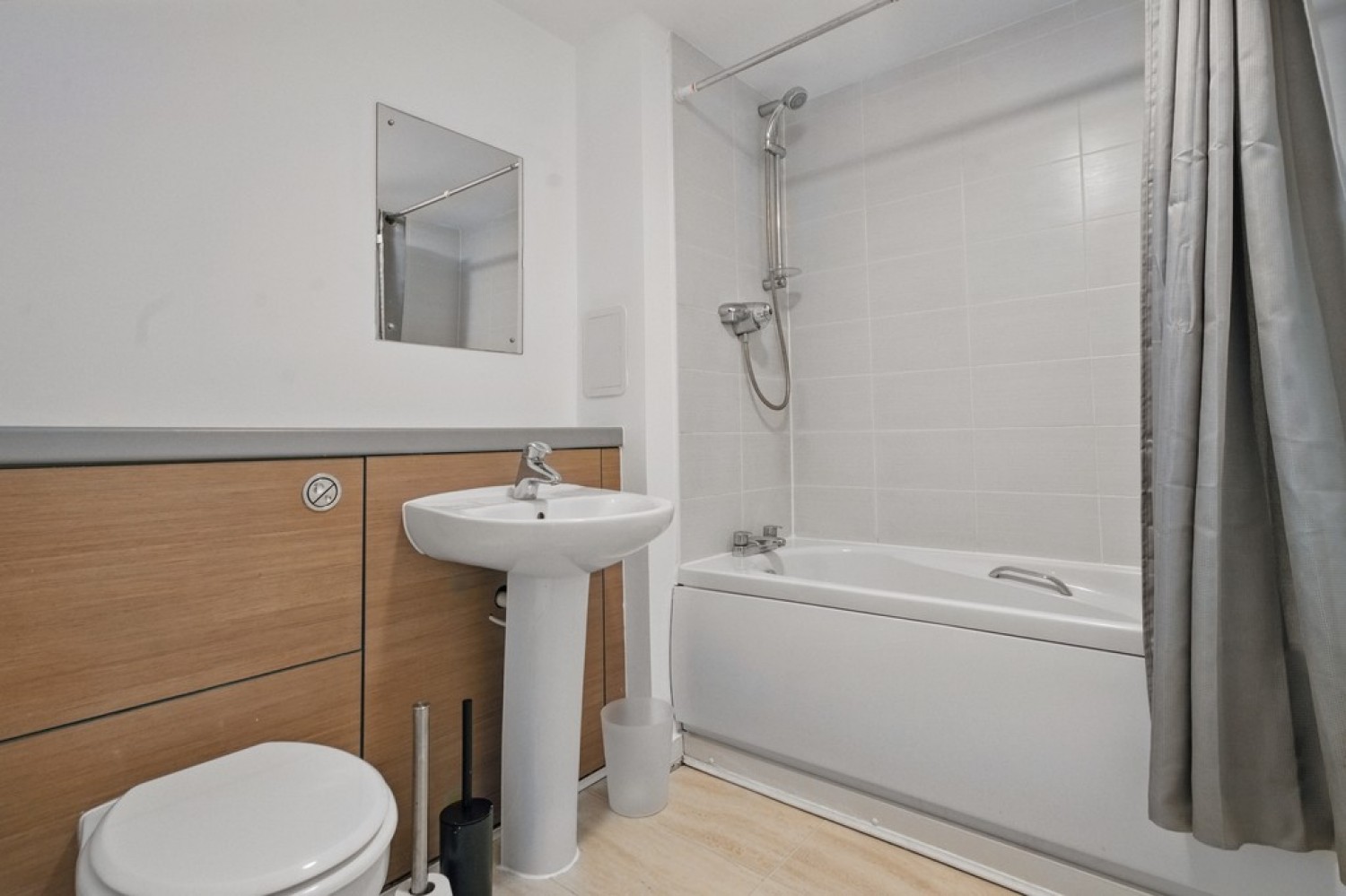 2 bedroom Flat for Letting Chandlers Court, Forthview