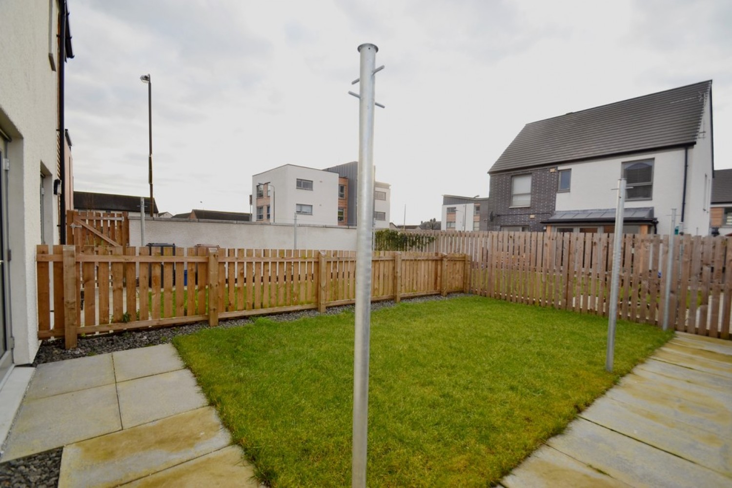 Weir Street, Raploch