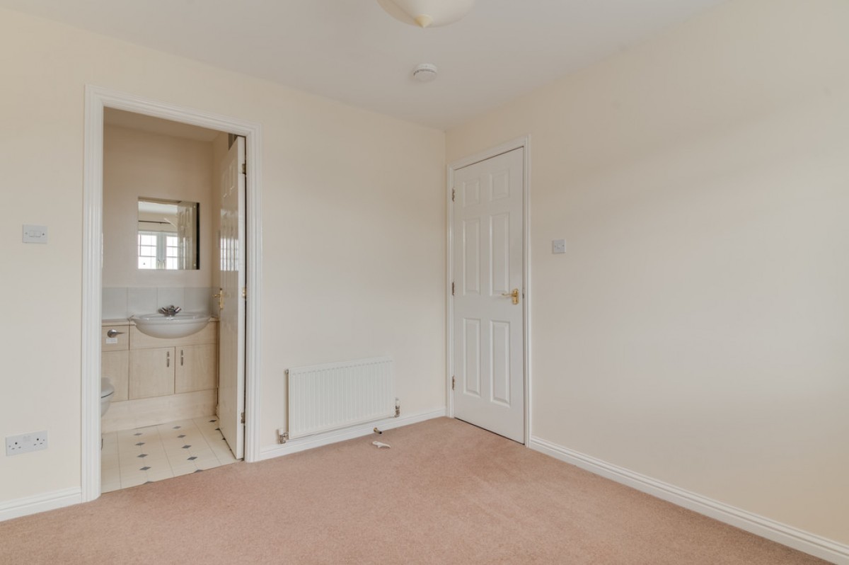 Blenheim Court, Causewayhead, FK9