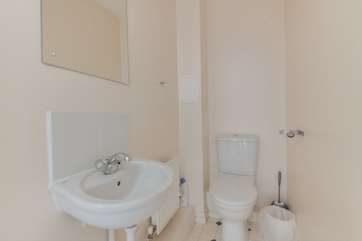 Blenheim Court, Causewayhead, FK9