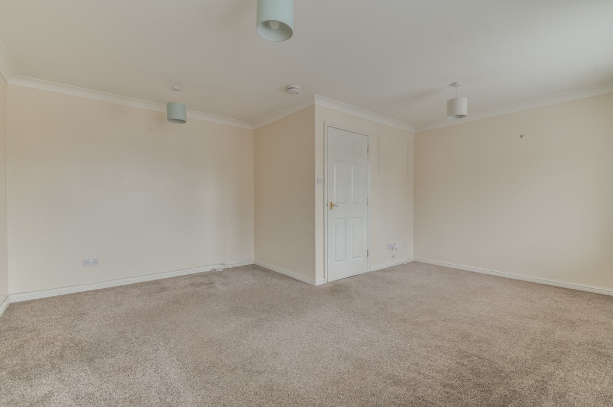 Blenheim Court, Causewayhead, FK9