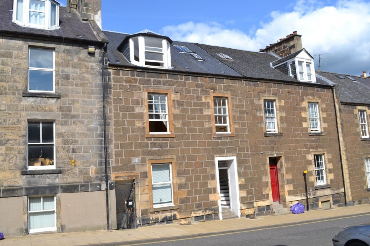 Queen St, Stirling