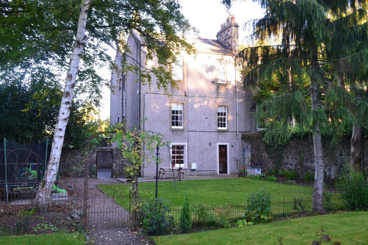Melville Terrace, Kings Park, Stirling