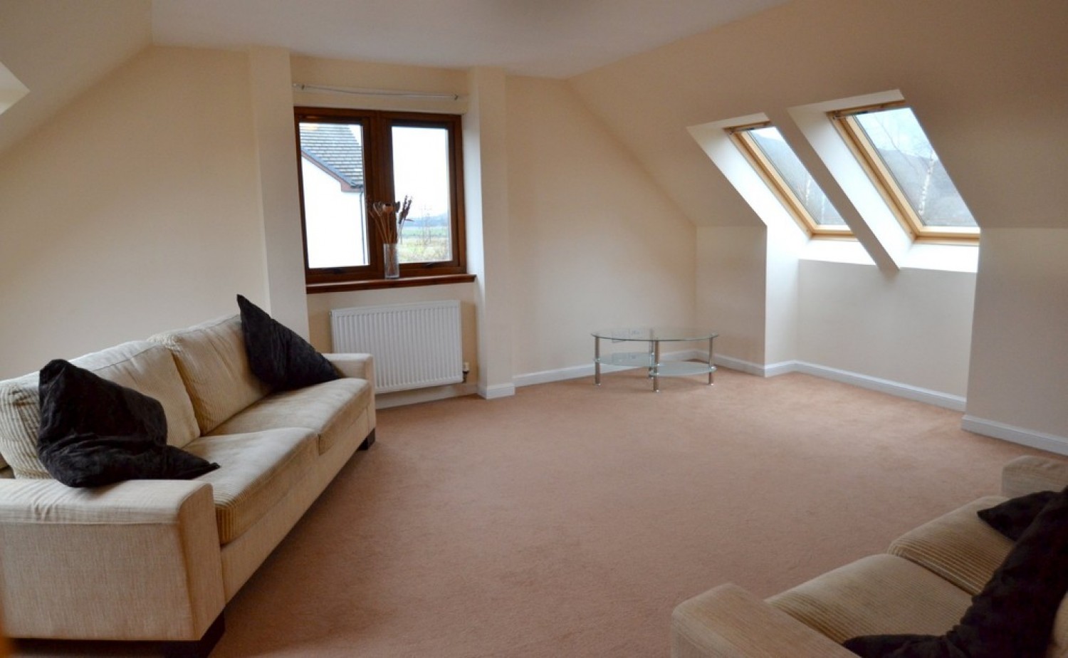 2 bedroom Flat for Sale Finglen Crescent, Tullibody