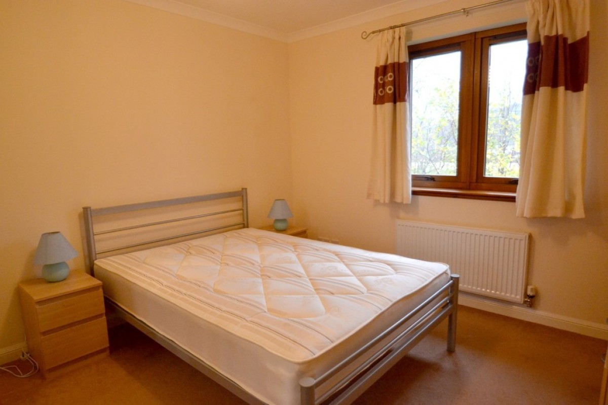 Finglen Crescent, Tullibody