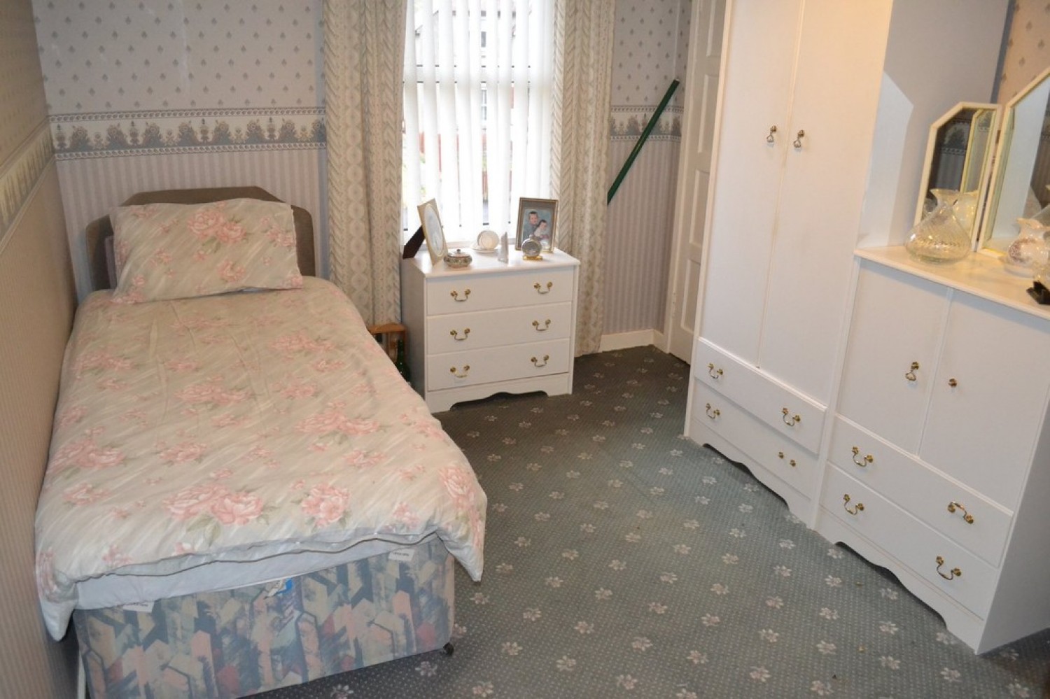 2 bedroom Flat for Sale Linden Avenue, Braehead, Stirling