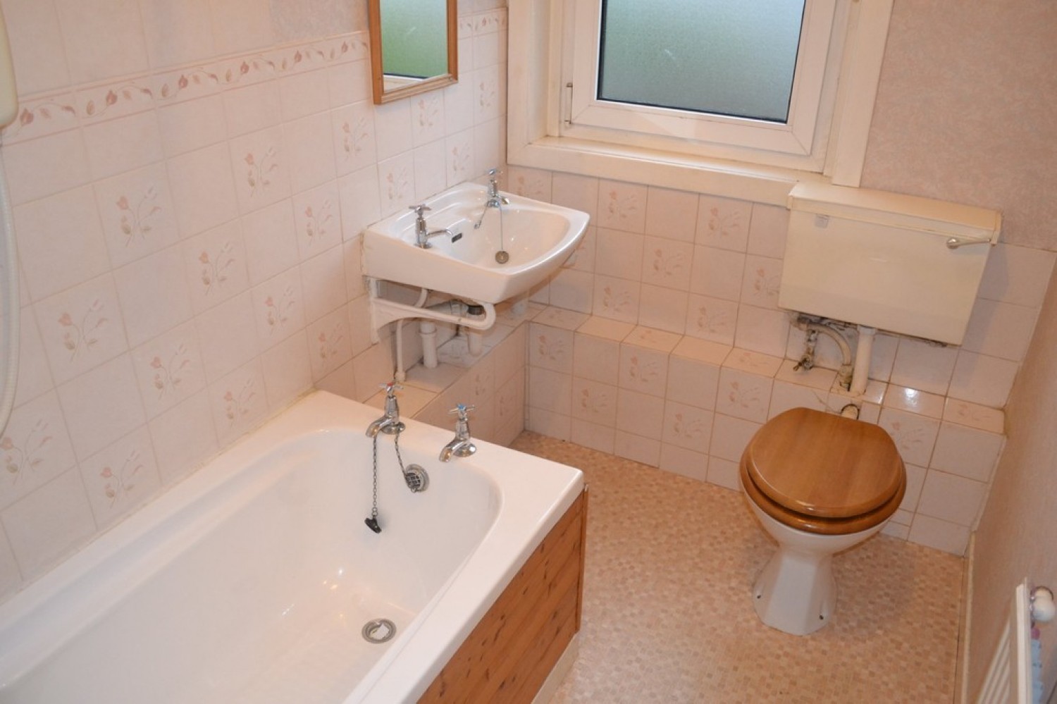 2 bedroom Flat for Sale Linden Avenue, Braehead, Stirling