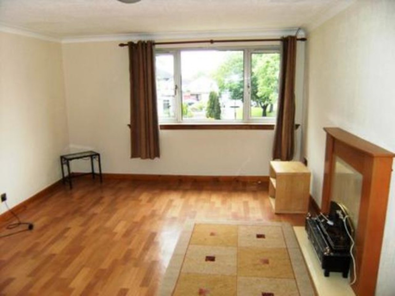 2 bedroom Flat for Letting Dumyat Avenue, Tullibody, Clackmannanshire