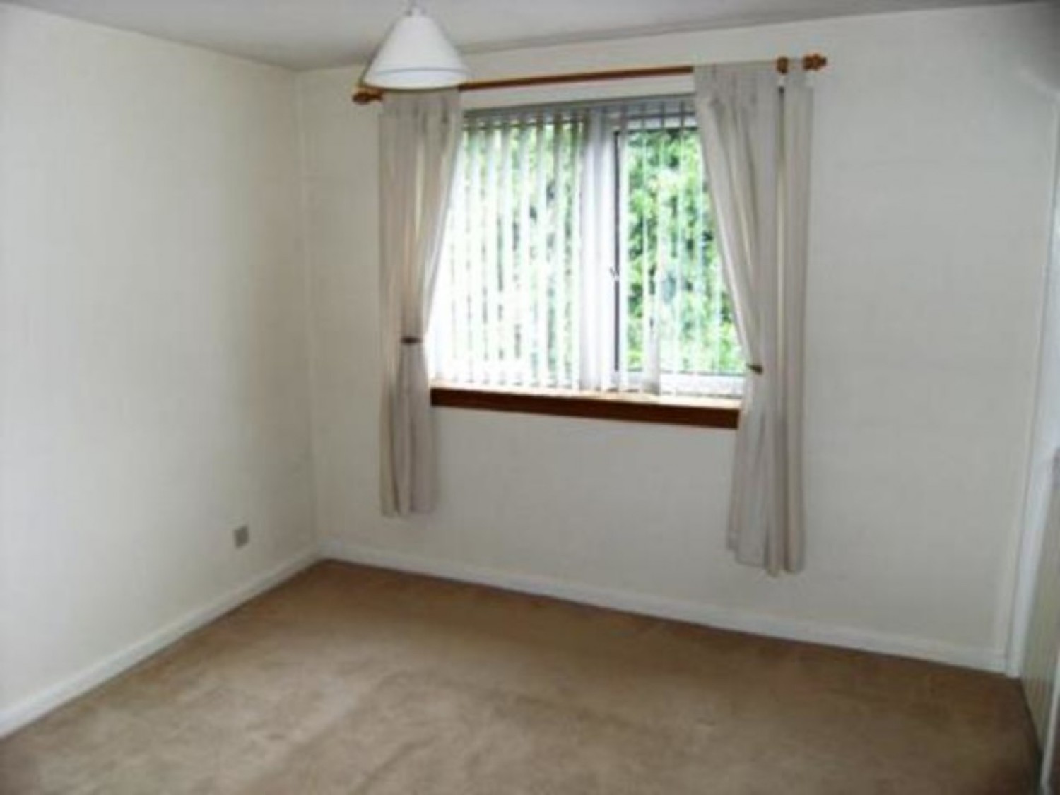 2 bedroom Flat for Letting Dumyat Avenue, Tullibody, Clackmannanshire