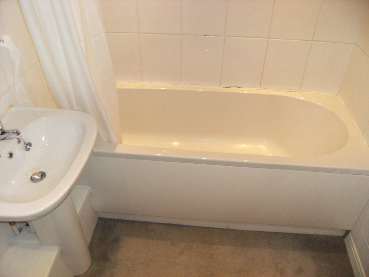 2 bedroom Flat for Letting Dumyat Avenue, Tullibody, Clackmannanshire