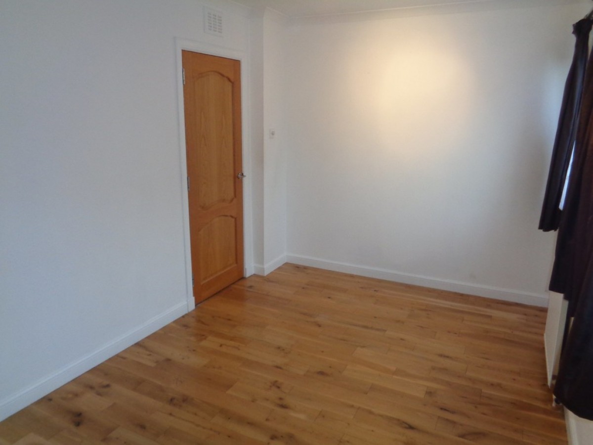 Graham Place , Dollar