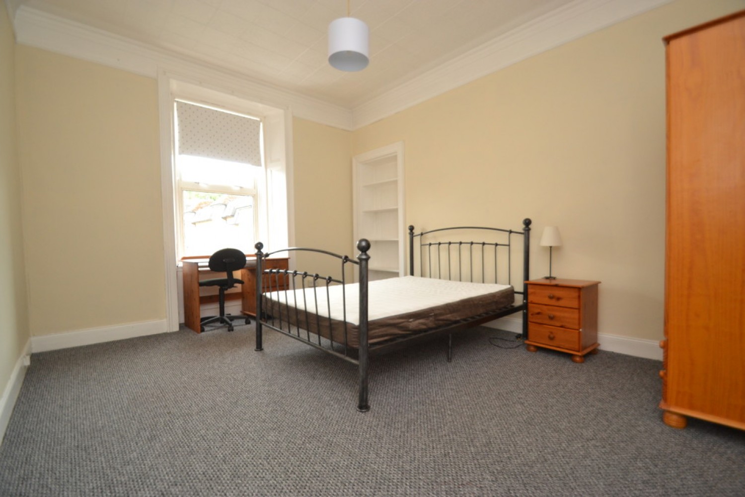 2 bedroom Flat for Letting Bruce Street, Stirling