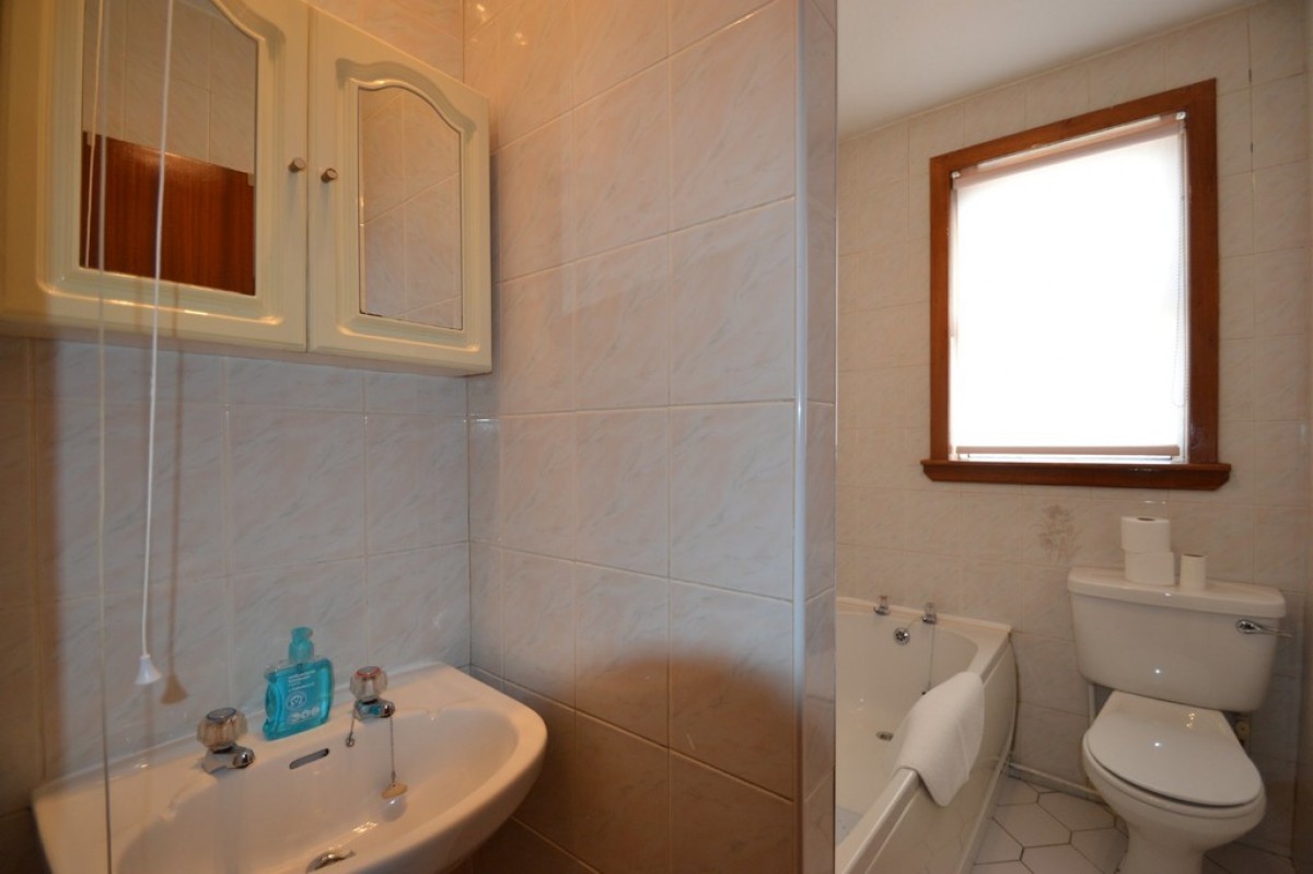 Valleyfield Place, Braehead