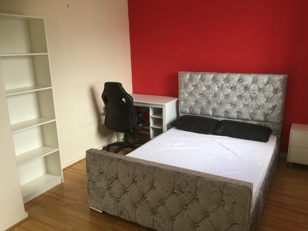 ROOM TO LET ONLY - Headrigg Row, Edinburgh