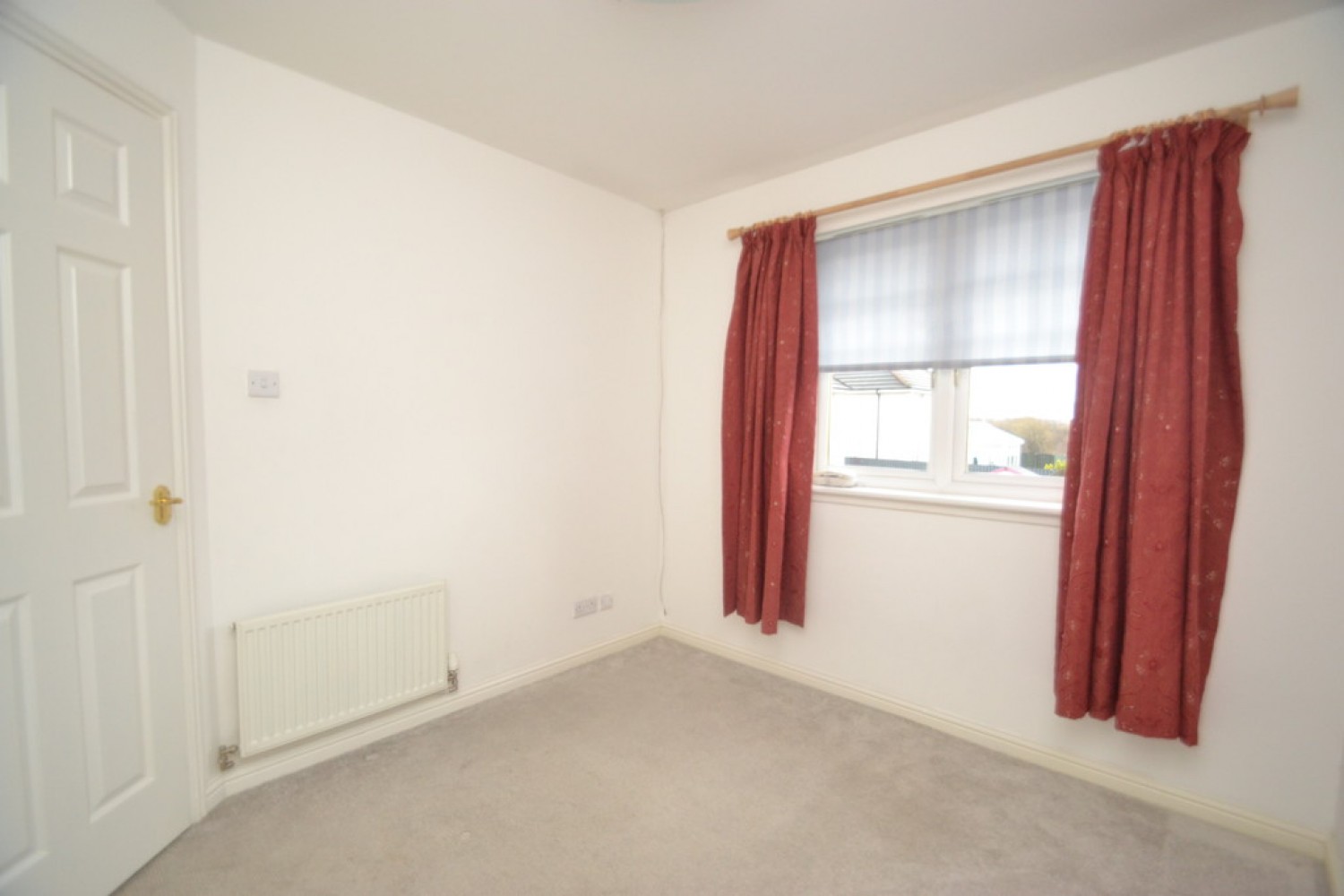 44 Blackthorne Grove