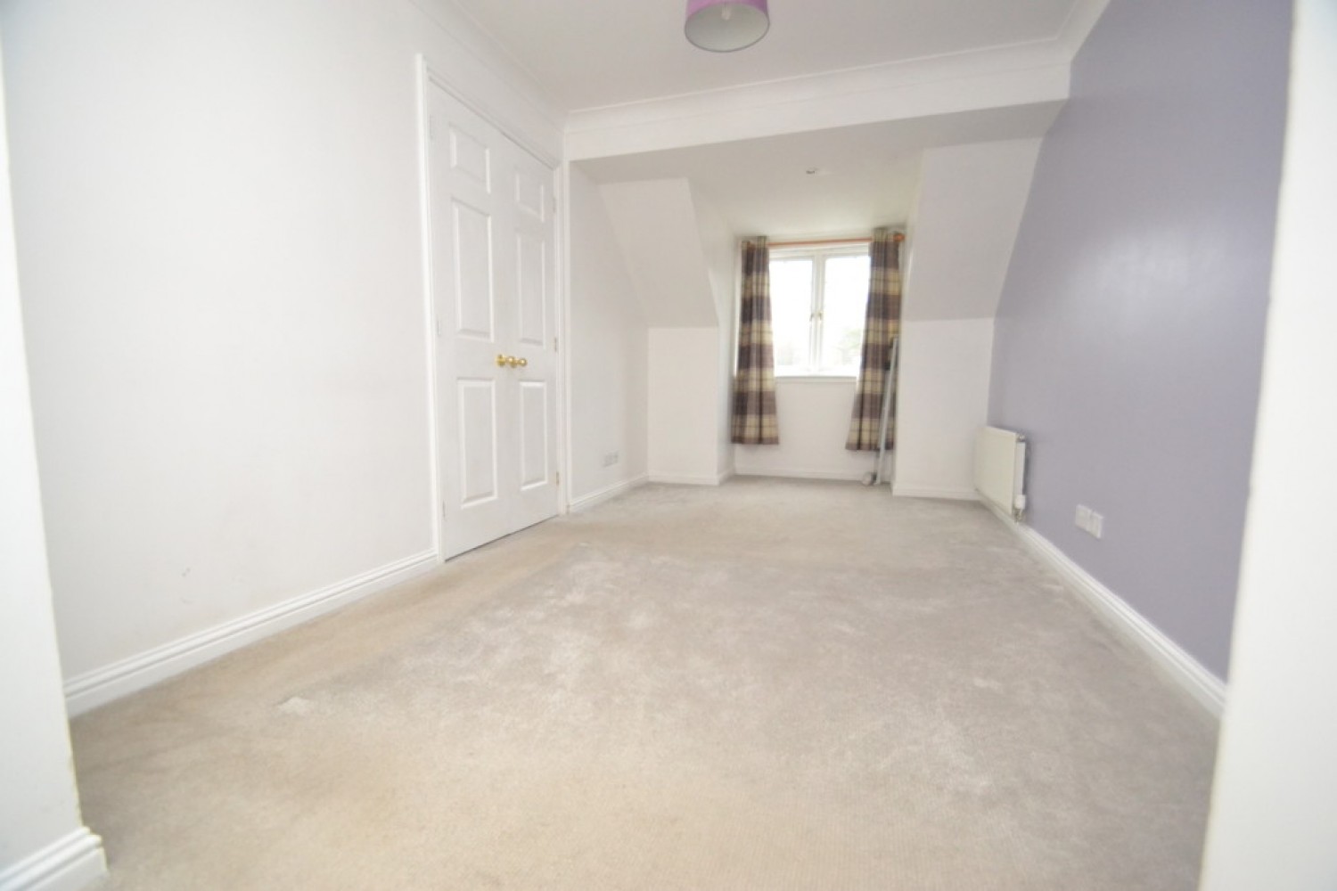 44 Blackthorne Grove