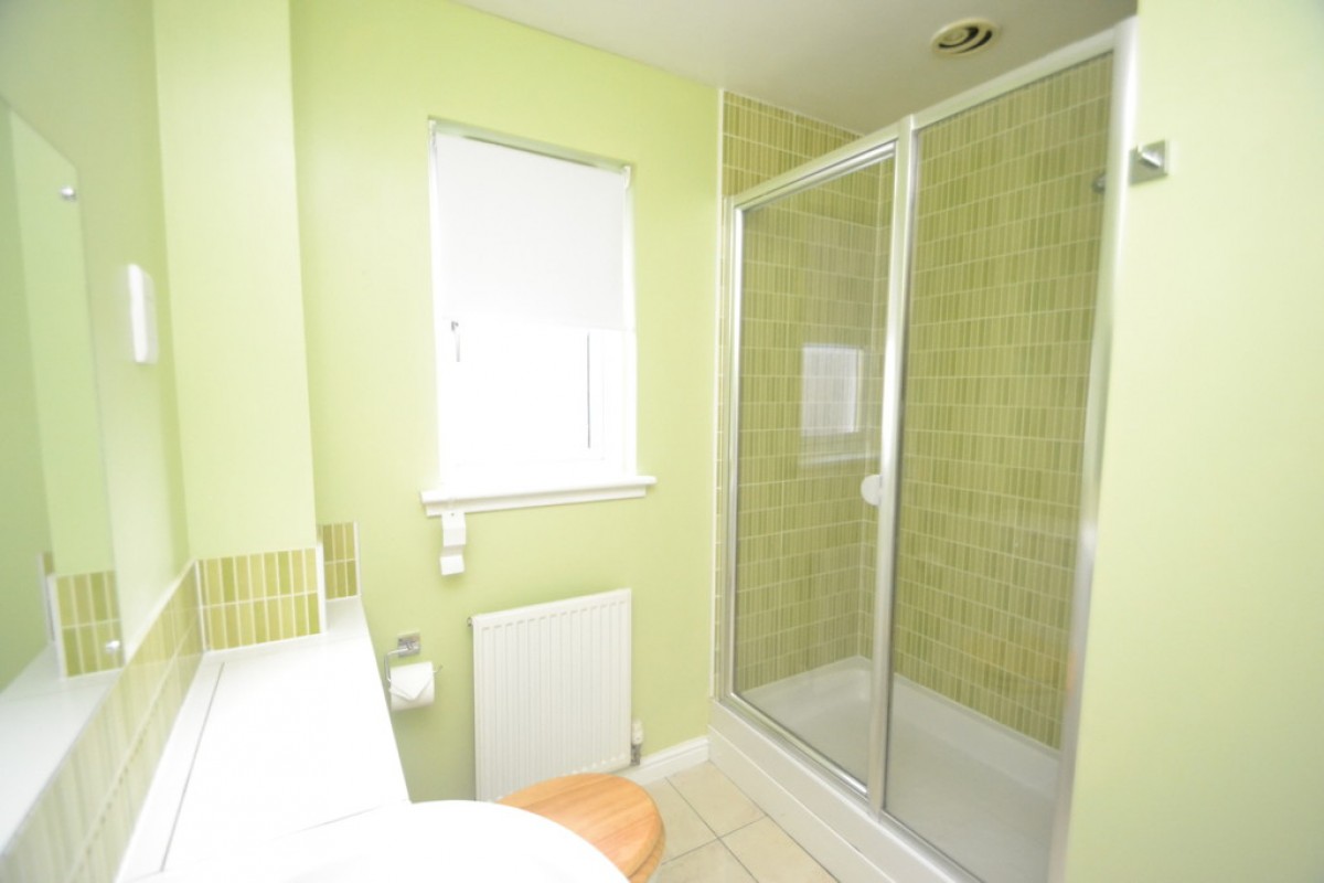 44 Blackthorne Grove