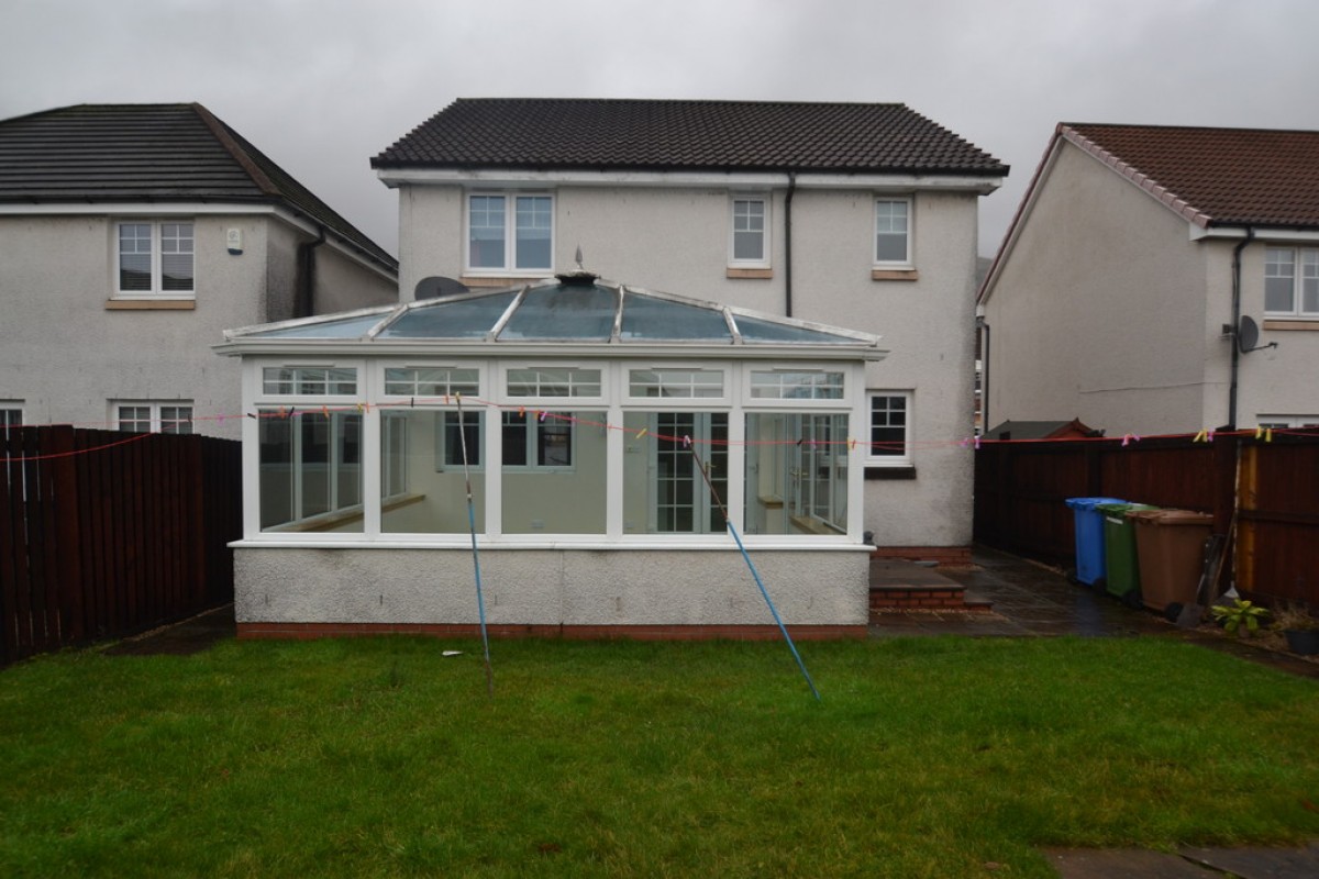 44 Blackthorne Grove