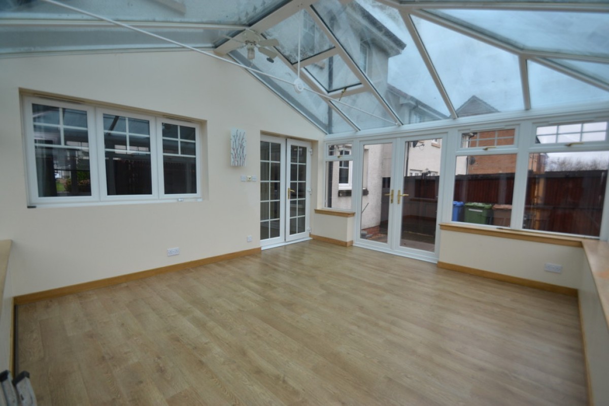 44 Blackthorne Grove