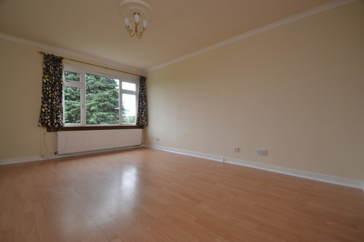 2 bedroom Flat for Sale Brookefield Place, Alva