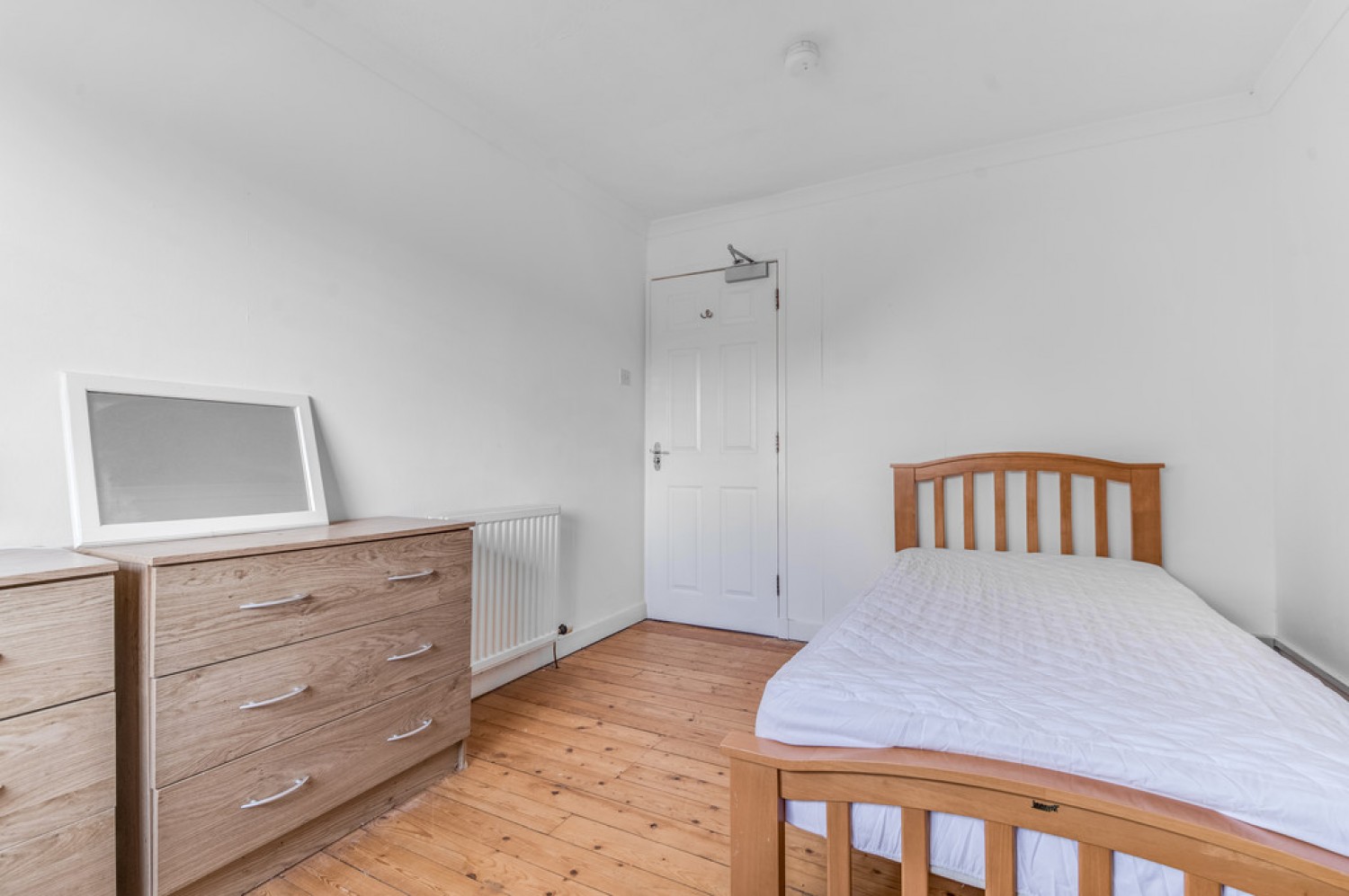 Menstrie Place, Menstrie, Clackmannanshire