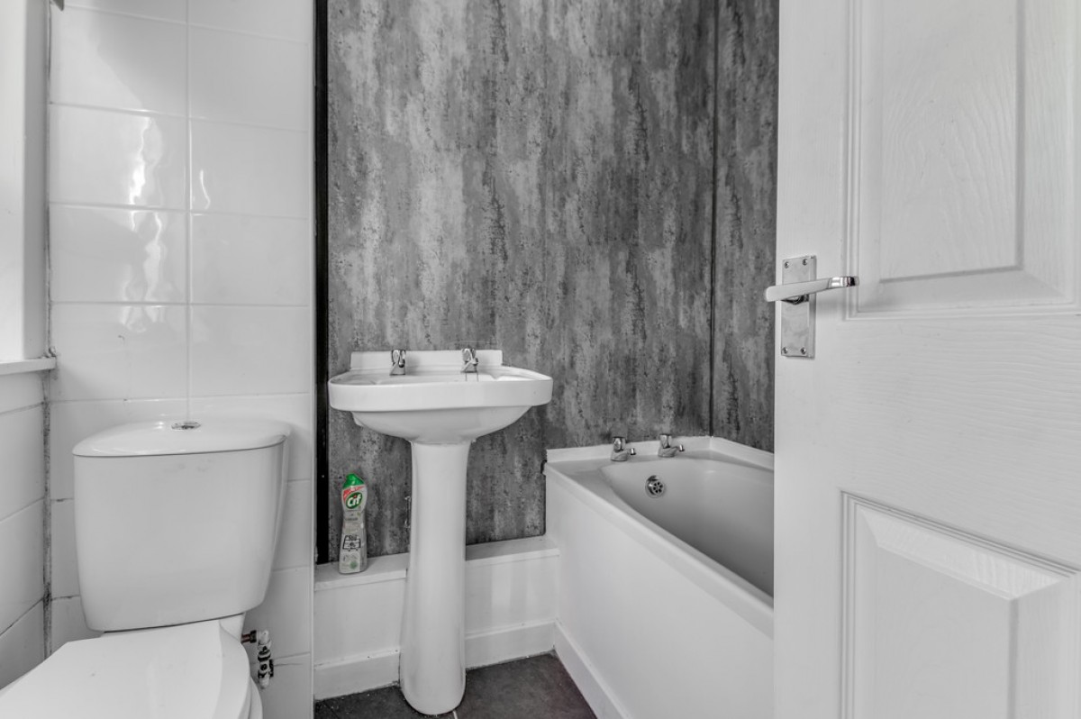 Menstrie Place, Menstrie, Clackmannanshire