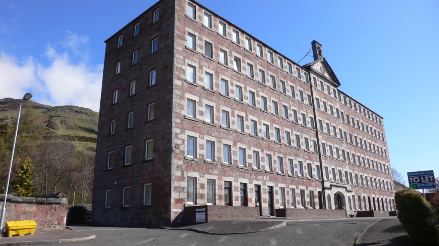 2 bedroom Flat for Sale Strude Mill, Alva