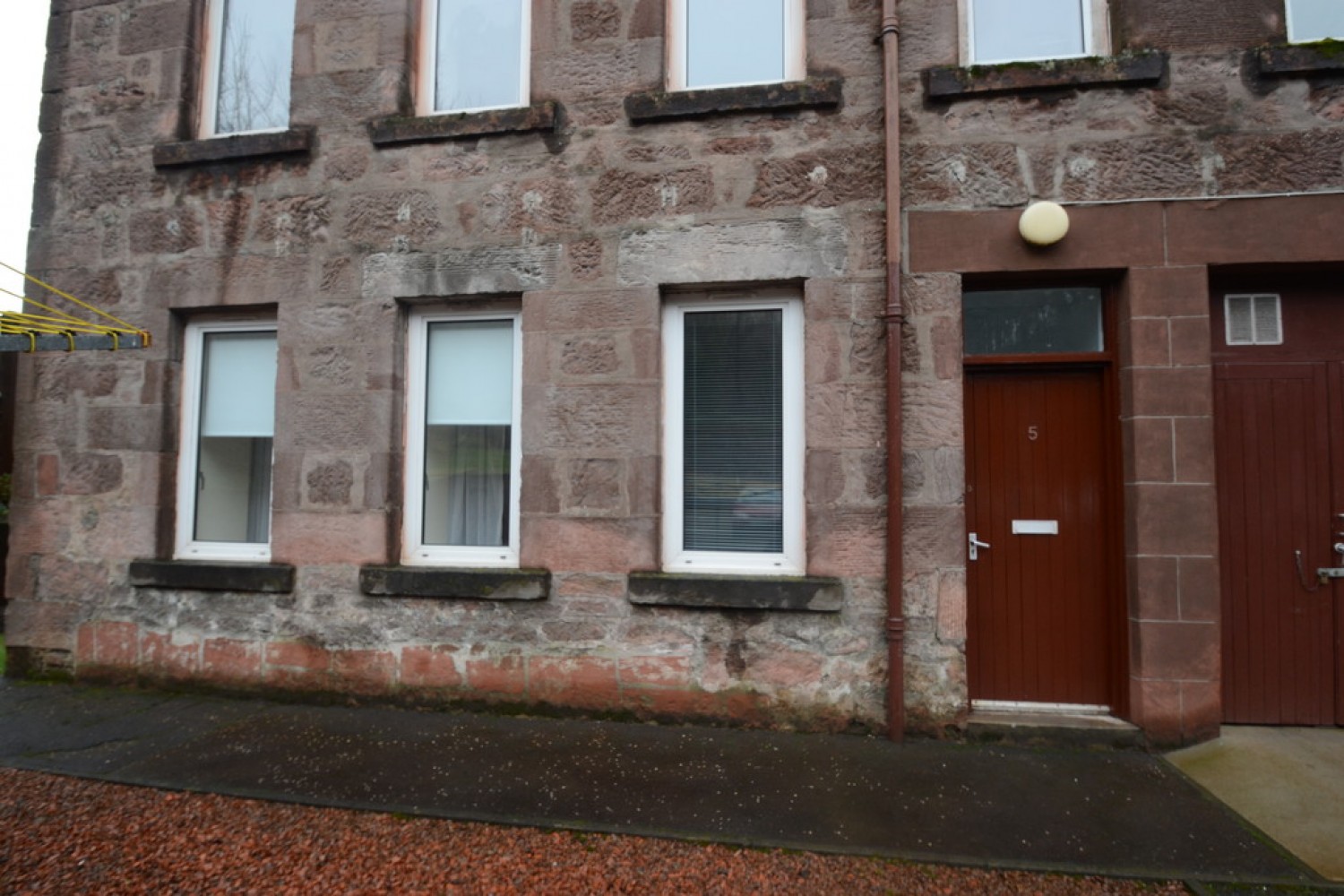 2 bedroom Flat for Sale Strude Mill, Alva