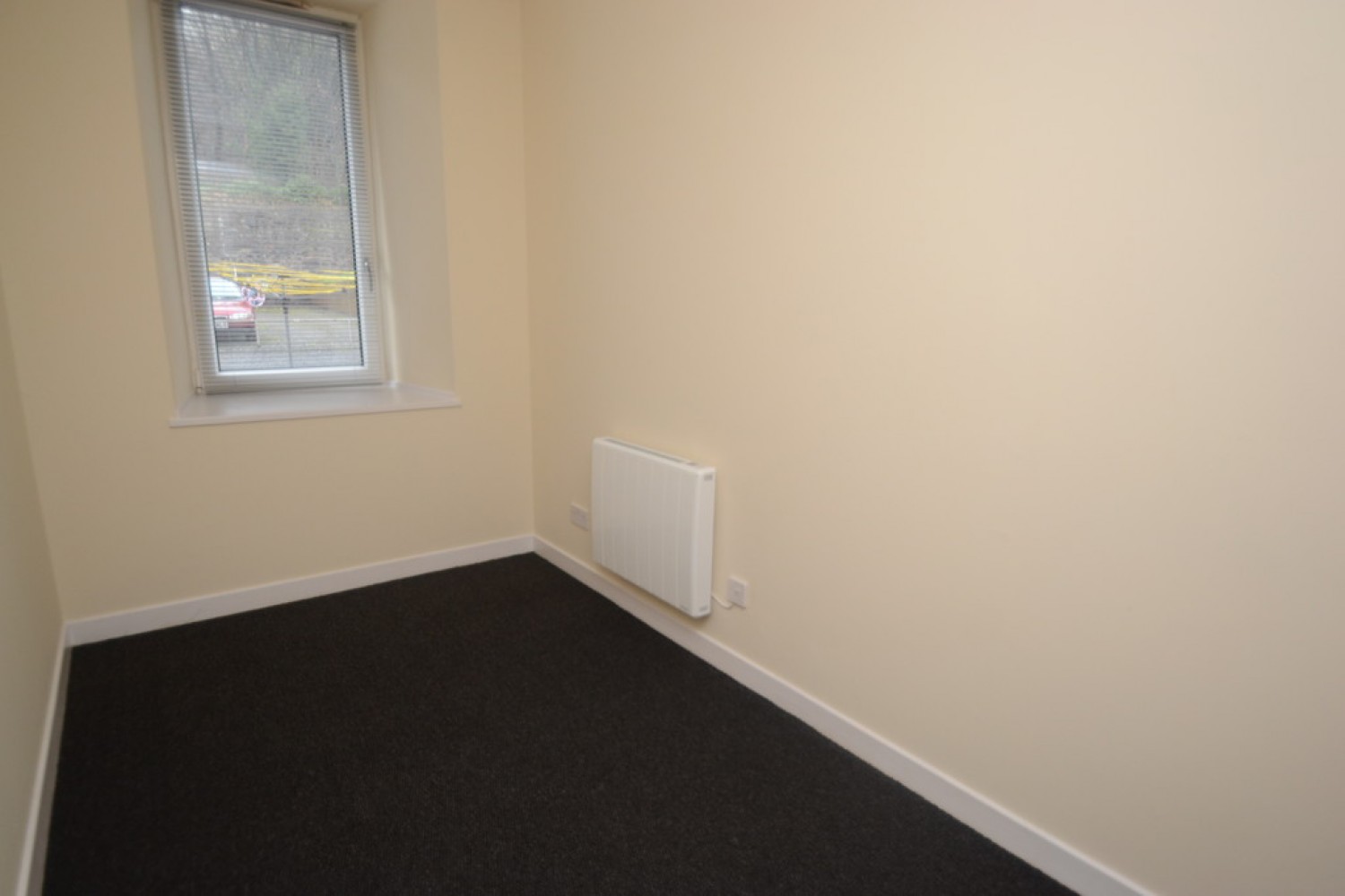 2 bedroom Flat for Sale Strude Mill, Alva