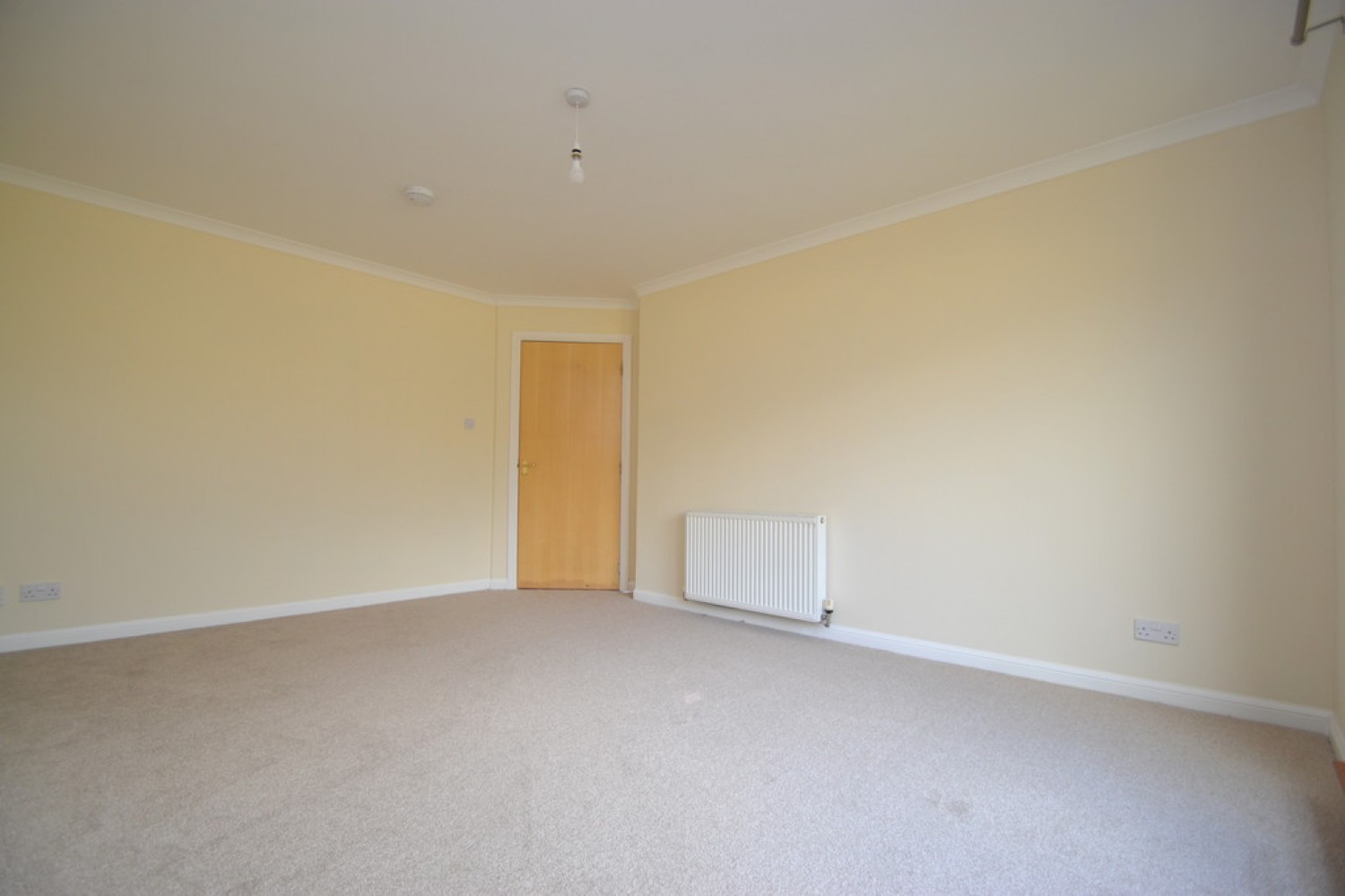 2 bedroom Flat for Sale 23 Finglen Crescent