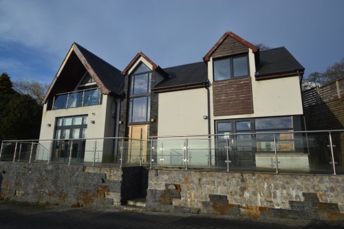 Hillfoots Road, Causewayhead