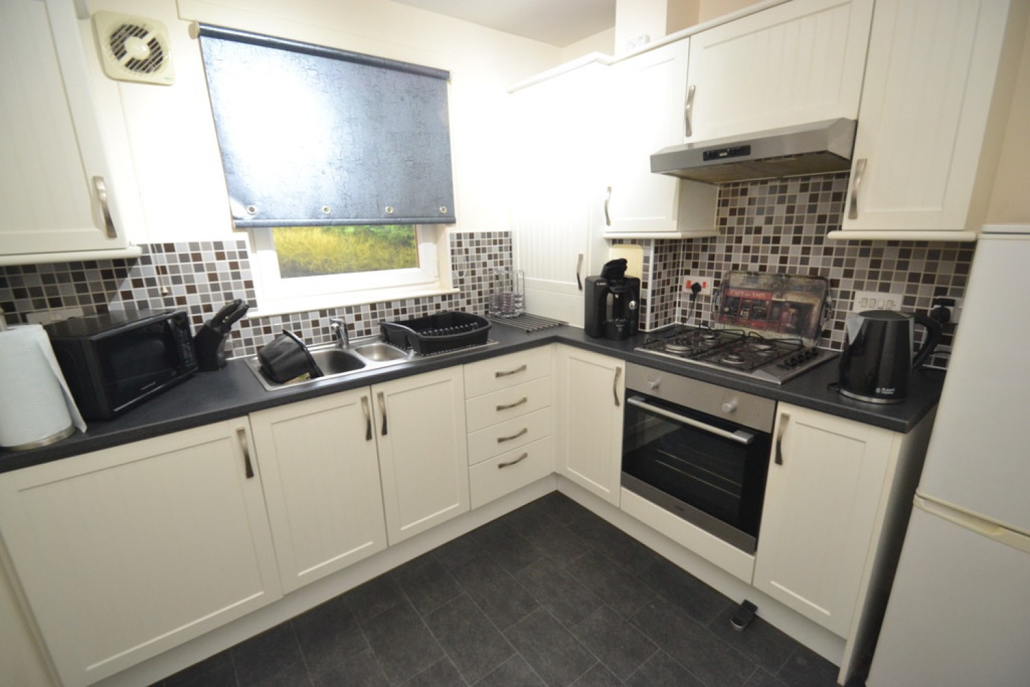 2 bedroom Flat for Sale Park Place, Denny