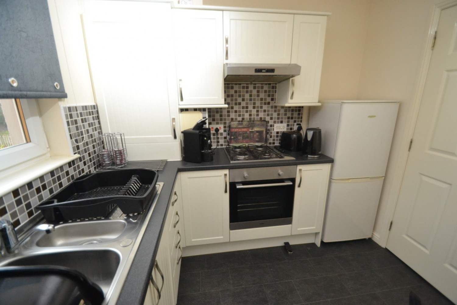 2 bedroom Flat for Sale Park Place, Denny