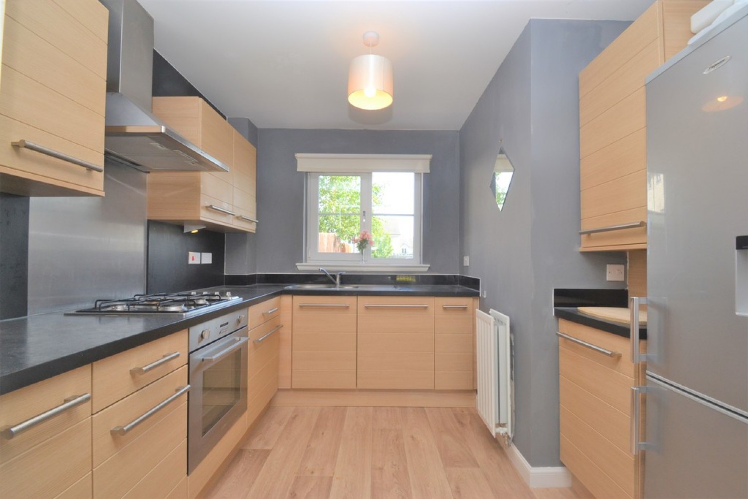 1 bedroom Flat in Renfrew Court, Causewayhead