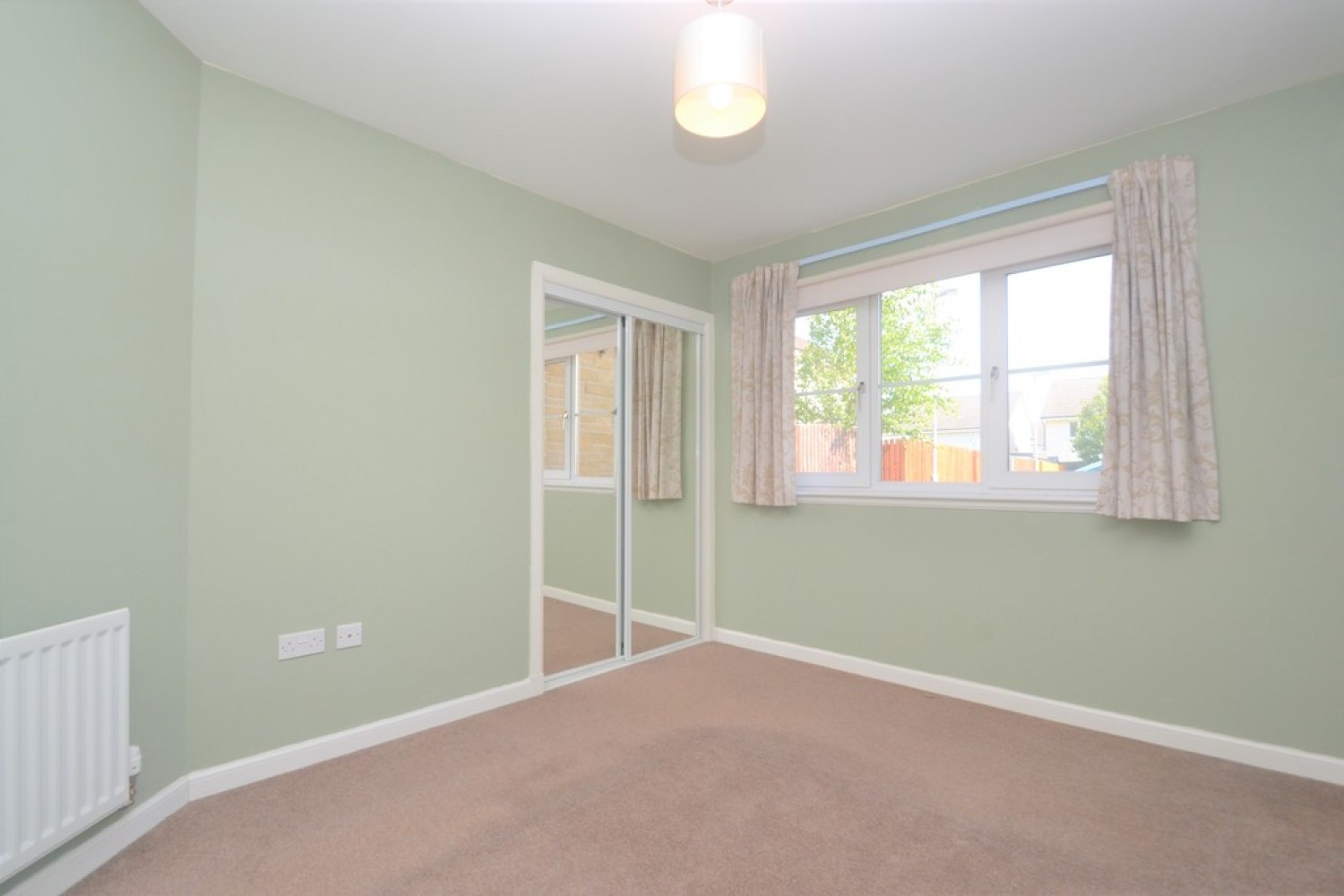 1 bedroom Flat in Renfrew Court, Causewayhead