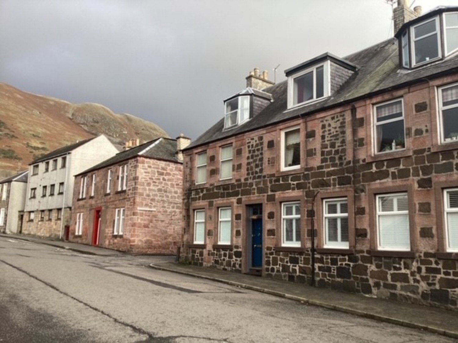 1 bedroom Flat for Sale Upper Mill Street, Tillicoultry, Clackmannanshire