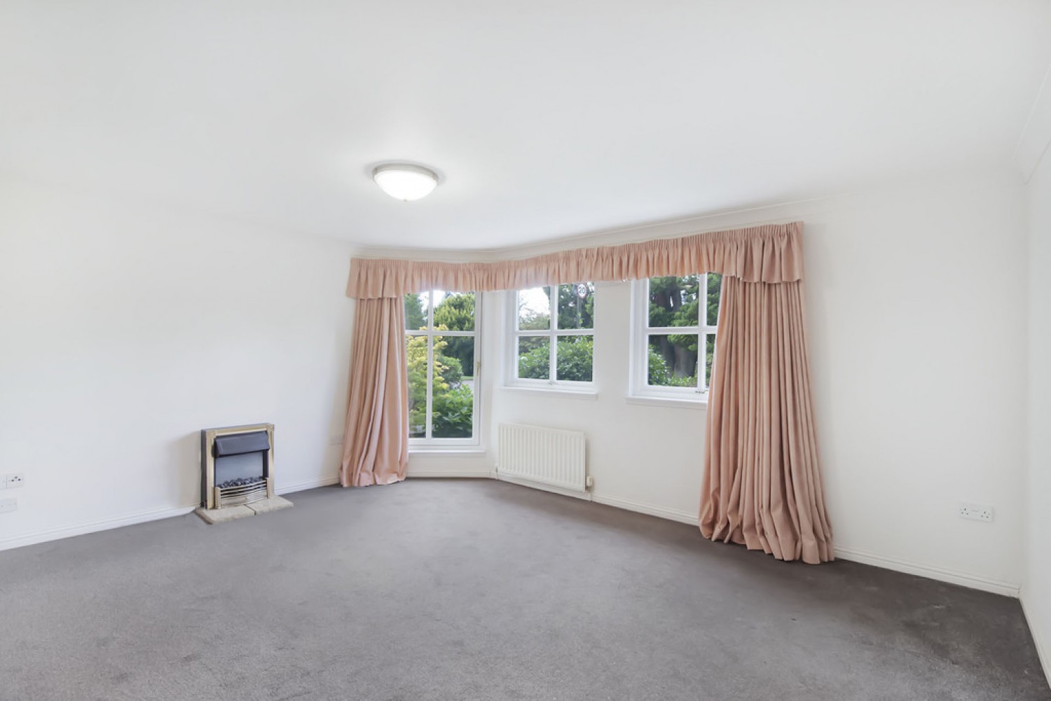 3 bedroom Flat for Sale Tulipan Court, Callander