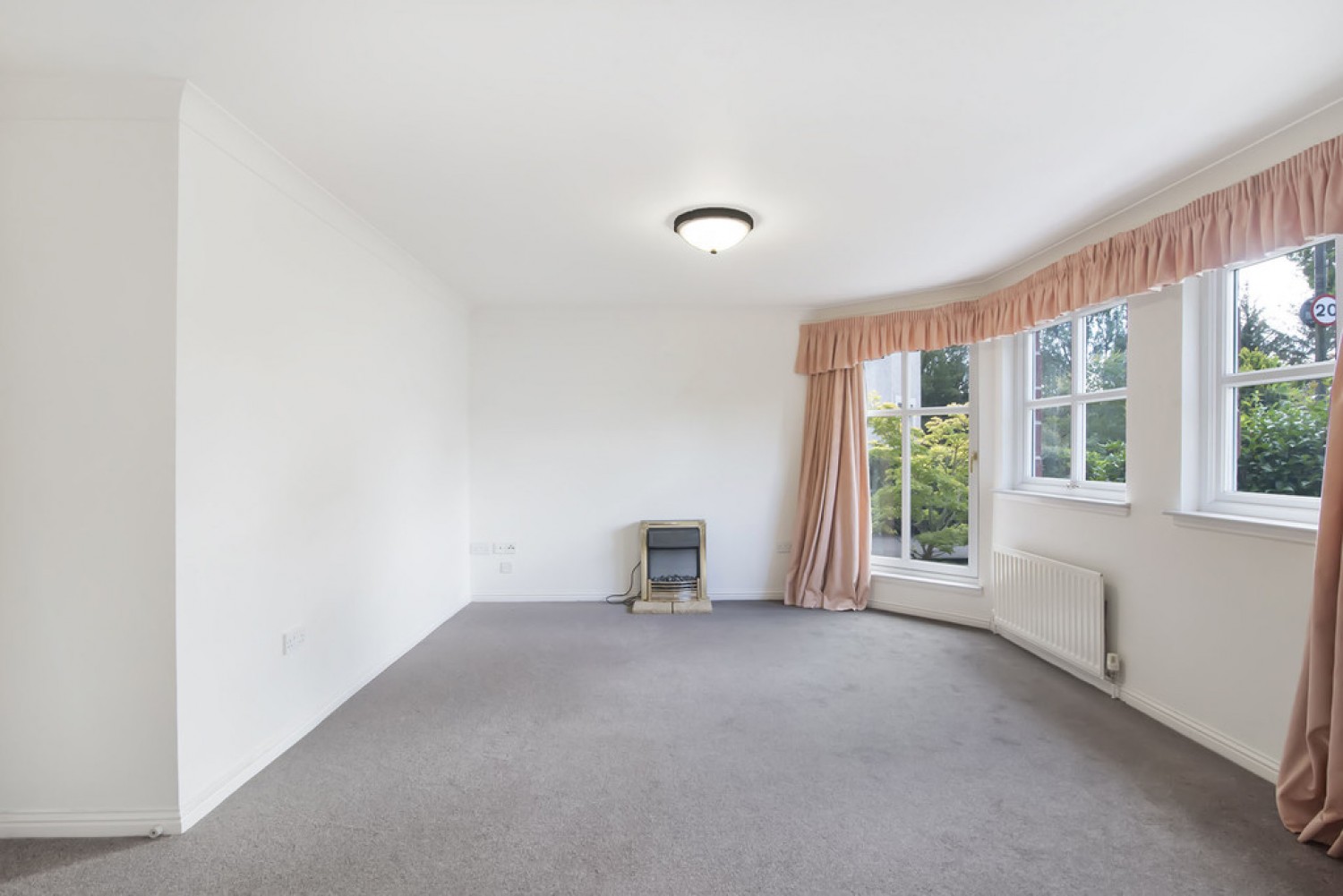 3 bedroom Flat for Sale Tulipan Court, Callander