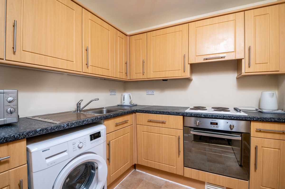 62f Port St, Stirling
