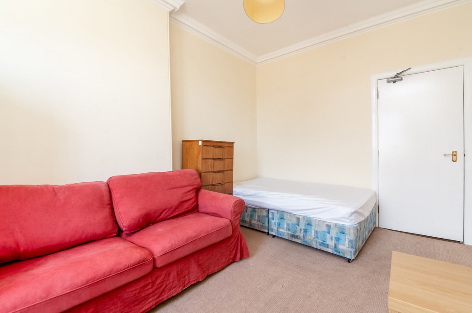 3 bedroom Flat for Letting 62f Port St, Stirling