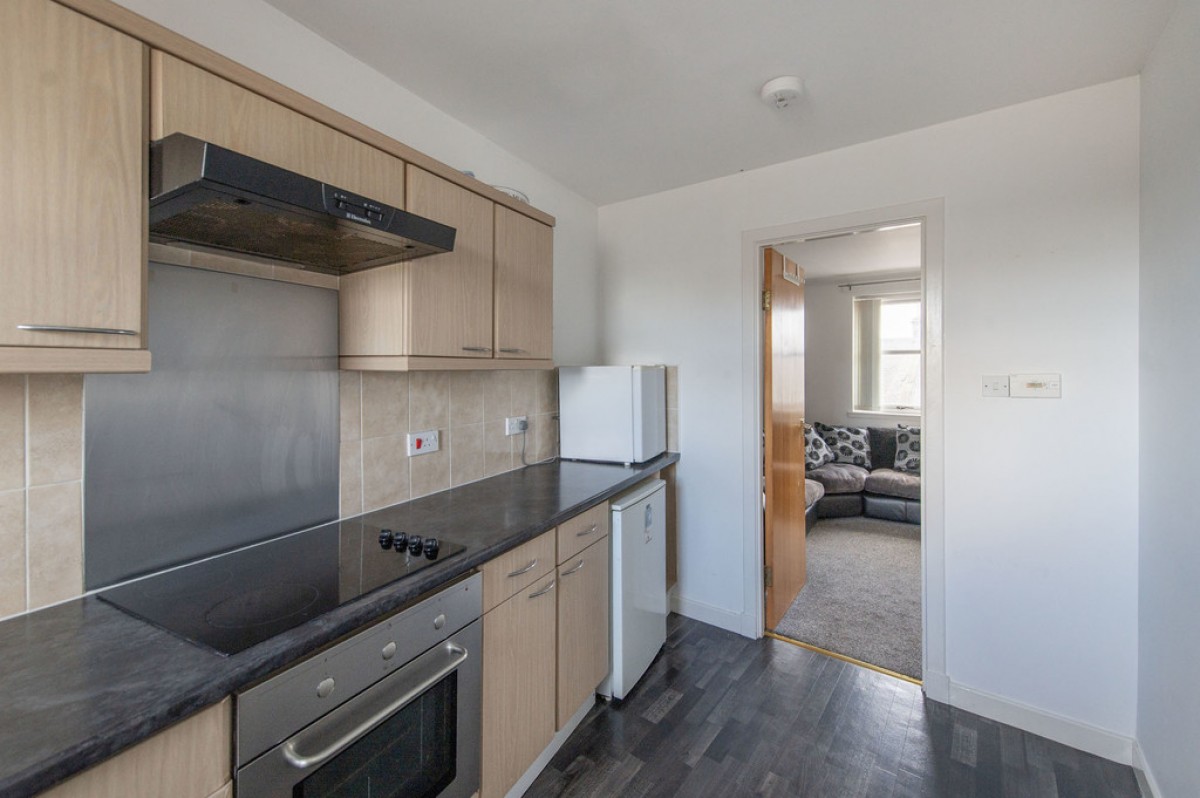 Candleriggs Ct, Alloa