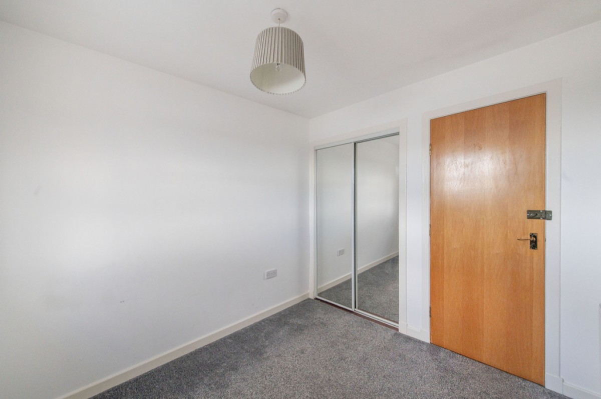 Candleriggs Ct, Alloa